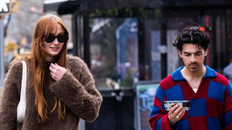 Sophie Turner and Joe Jonas walking