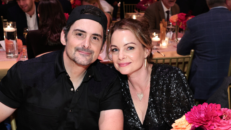 Brad Paisley and Kimberly Williams-Paisley smiling