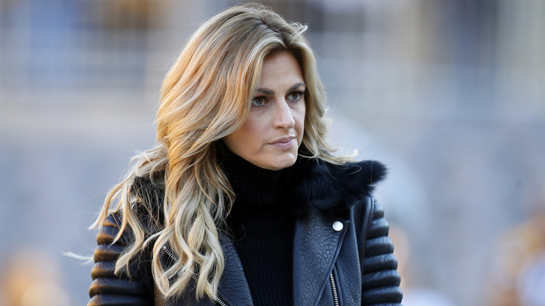 Erin Andrews on sidelines