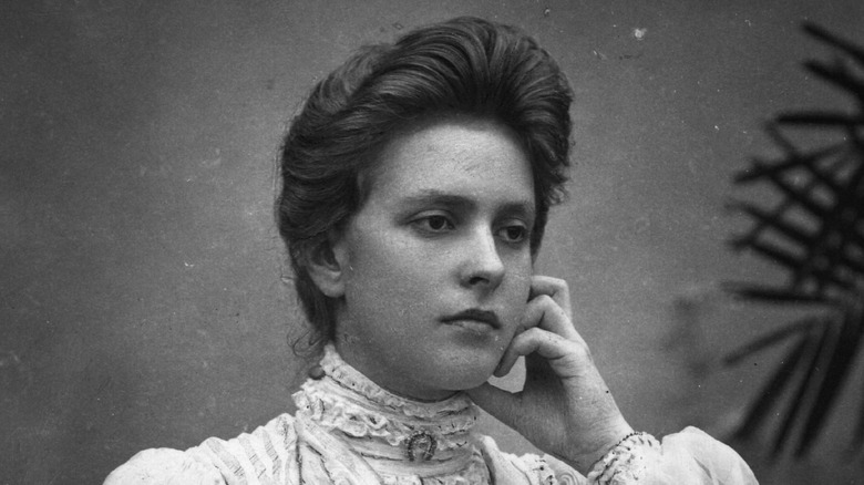 Photographic portrait of Princess Alice