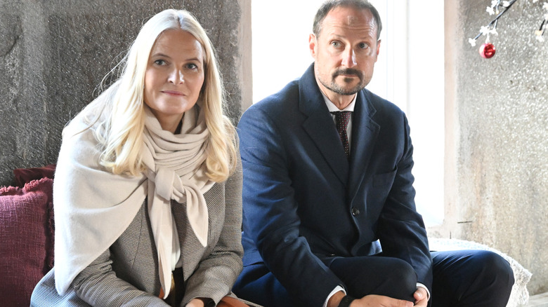 Crown Prince Haakon and Crown Princess Mette- Marit visit Lilleby Elementary School