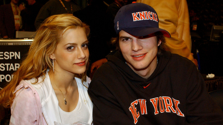 Brittany Murphy and Ashton Kutcher smiling