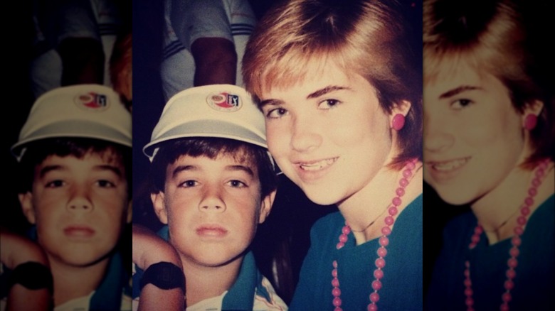 Young Carson Daly with his sister