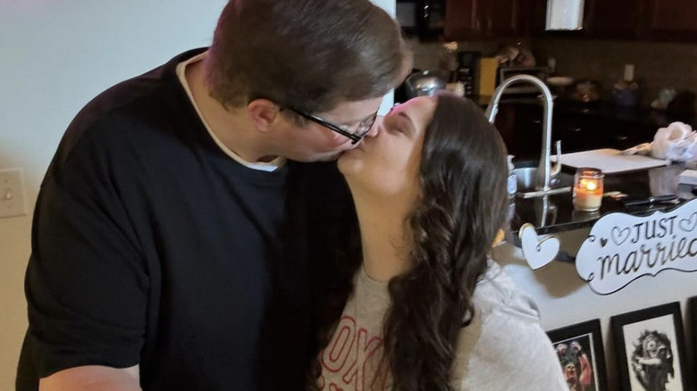 Ryan Scott Anderson and Gypsy Rose Blanchard kissing