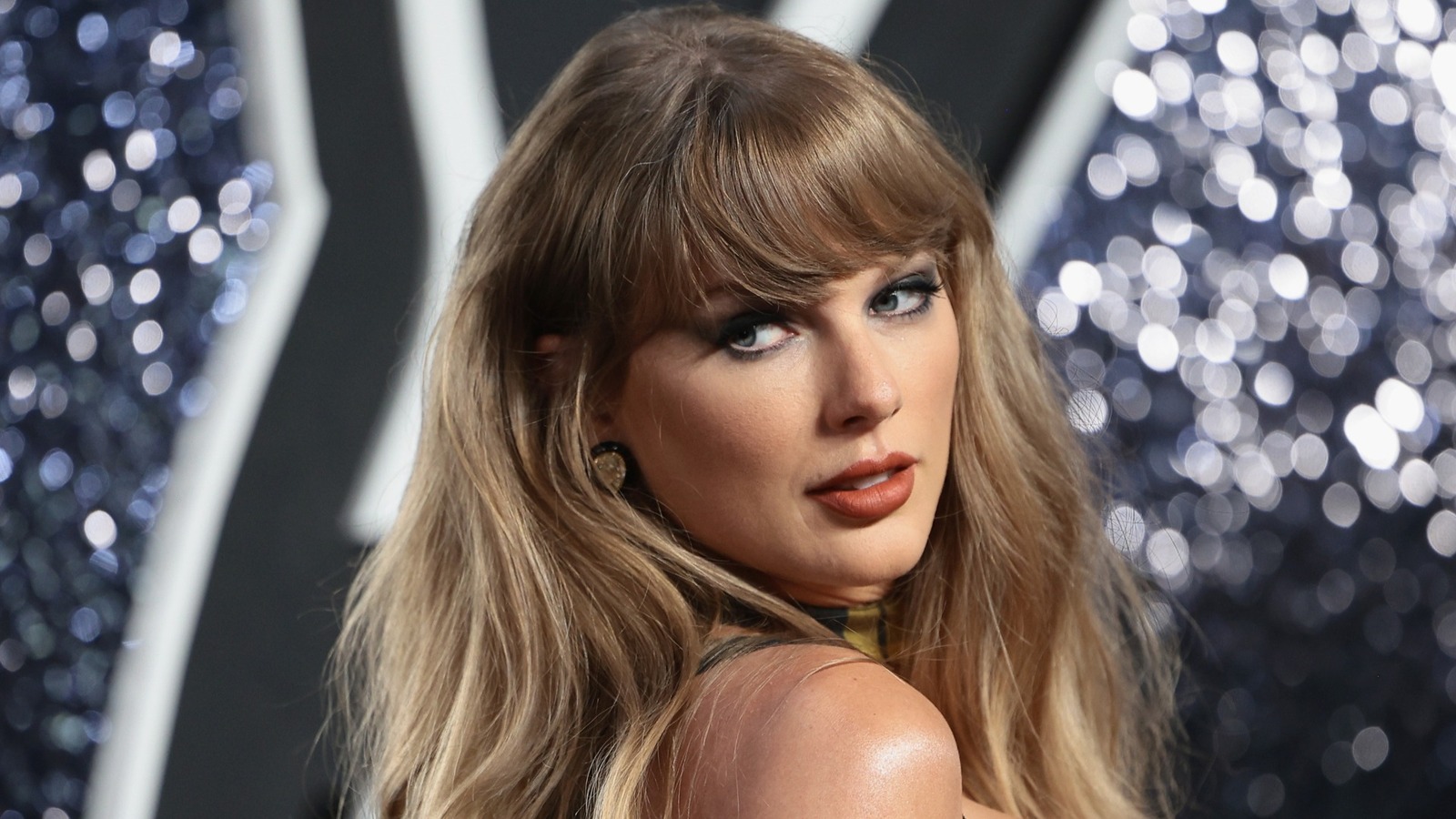 The Transformation Of Taylor Swift's Signature Bangs Over The Years