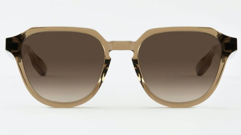 front view of Aether D1 sunglasses