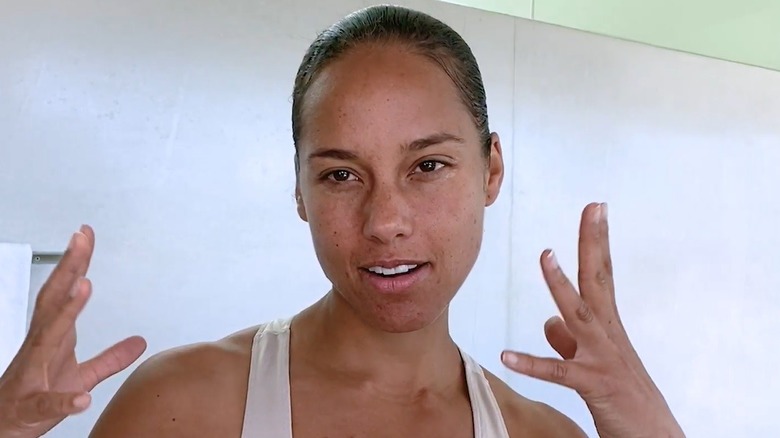 Alicia Keys sharing skincare secrets