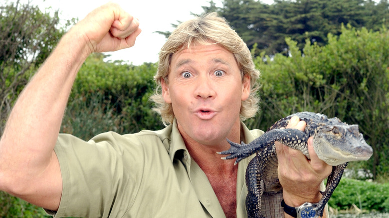 Bindi Irwin's father Steve Irwin with an alligator