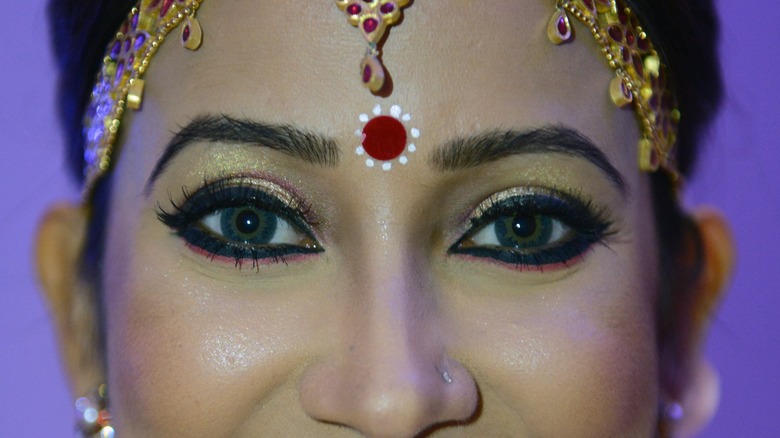 Barsa Rani Bishaya's blue eyes