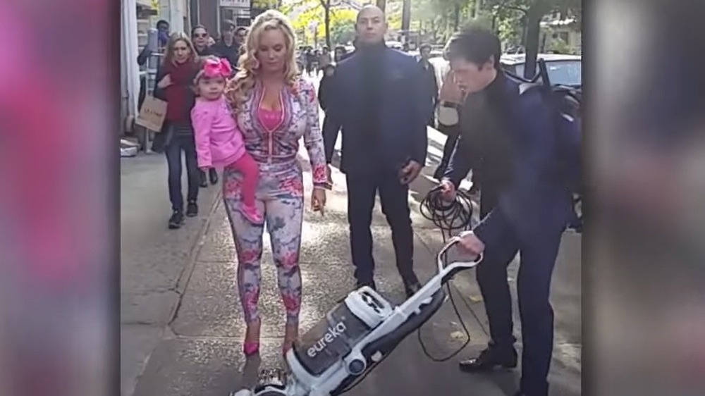 Coco Austin vacuum on the street