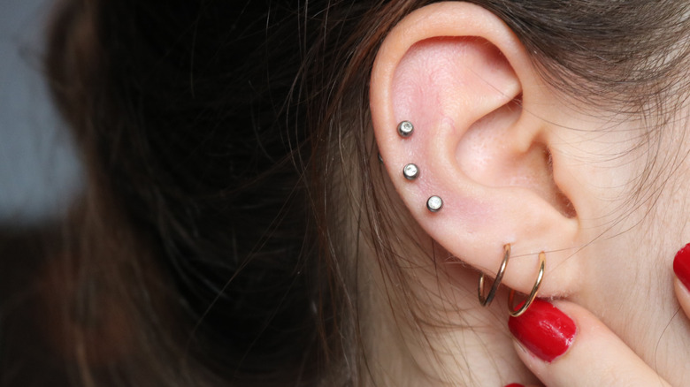 Earlobe and cartilage piercings