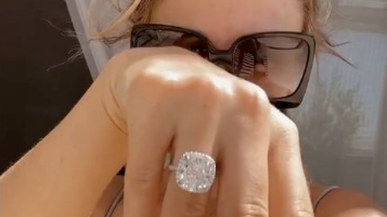 Courtney Stodden showing off their engagement ring