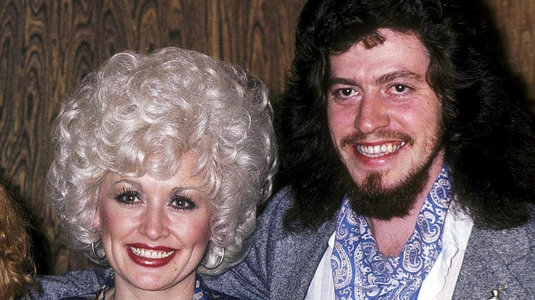 Dolly and Floyd Parton smiling