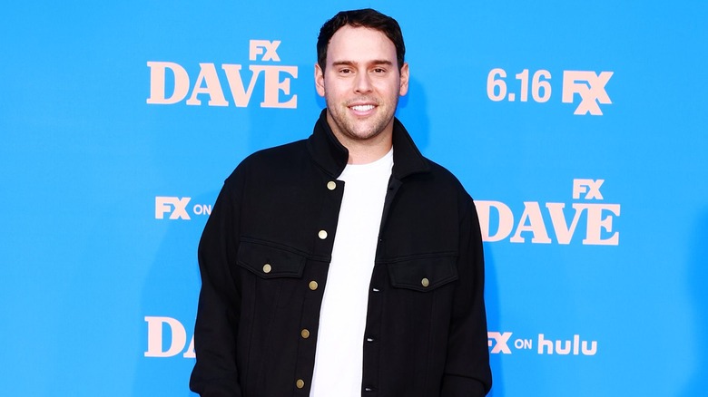 Scooter Braun posing at 2021 FXX event