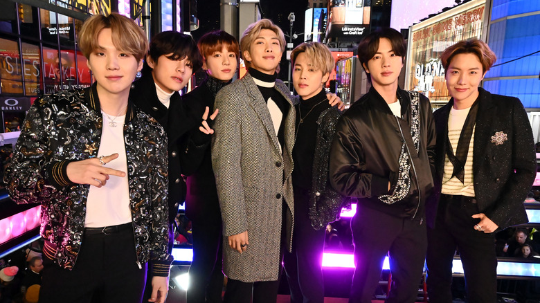 BTS pose on the red carpet together