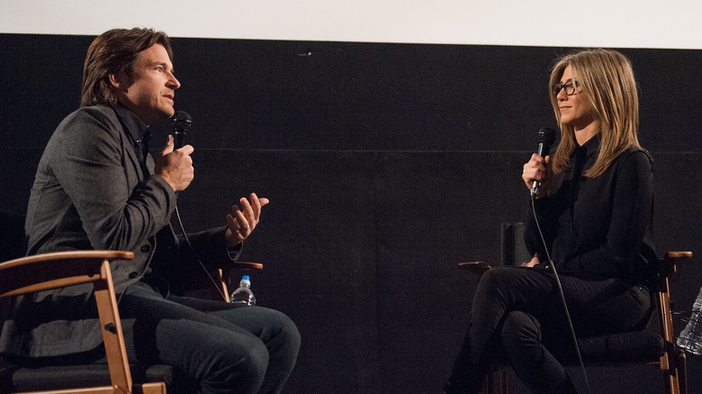 Jason Bateman, Jennifer Aniston interviewing