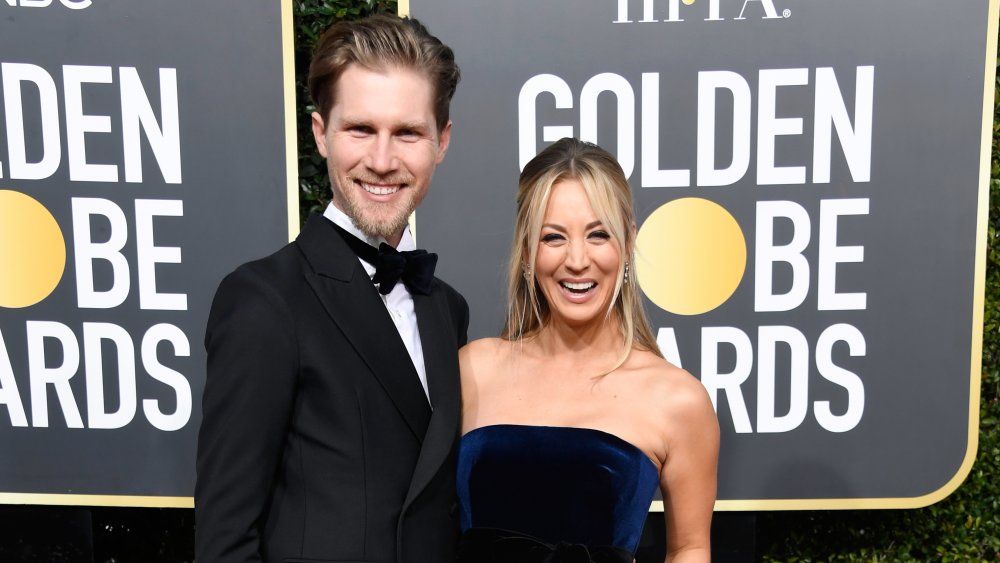 Kaley Cuoco and Karl Cook at the 2019 Golden Globe Awards