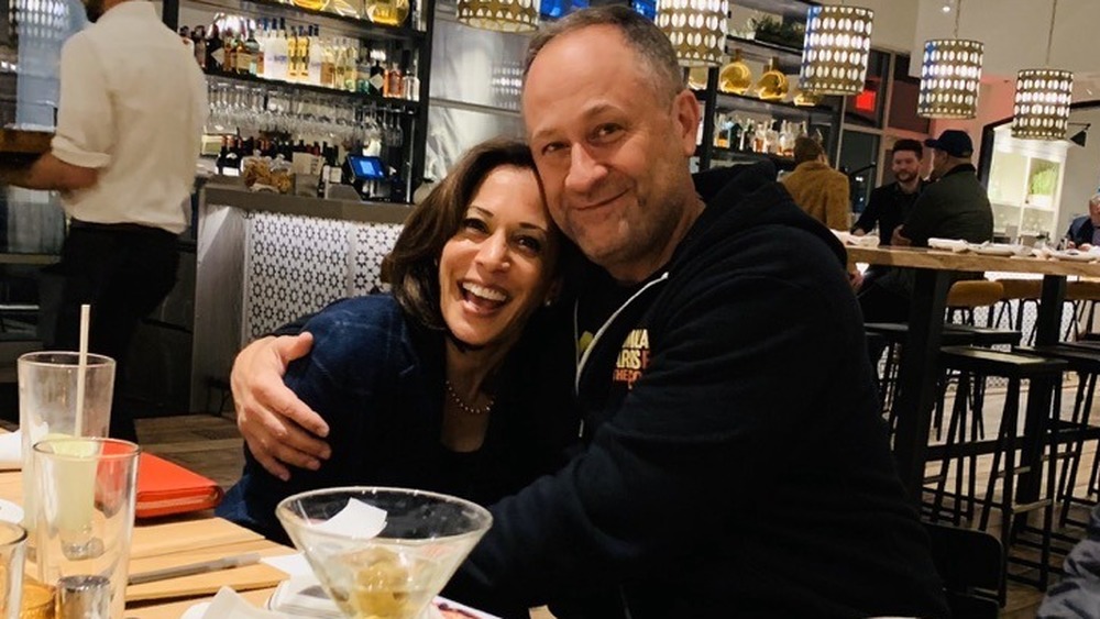 Kamala Harris and Doug Emhoff at a restaurant