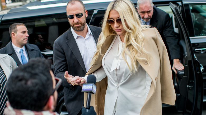 Kesha outside New York State Supreme Court