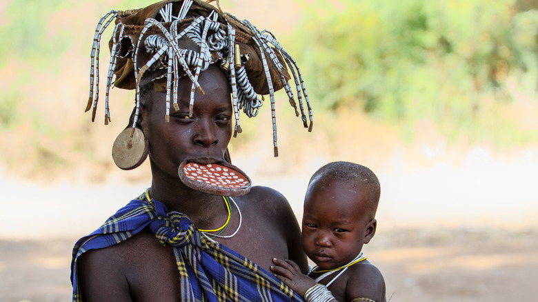 African woman with lip plate