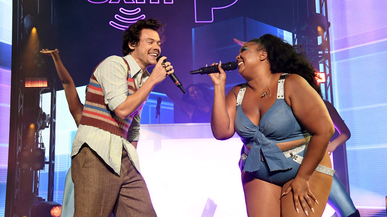 Lizzo and Harry Styles performing together