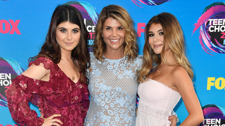 Bella Giannulli, Lori Loughlin, and Olivia Jade Giannulli