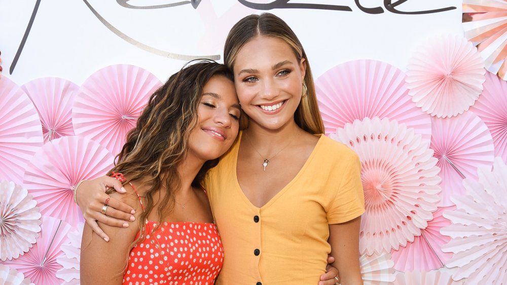 Maddie Ziegler and Mackenzie Ziegler 