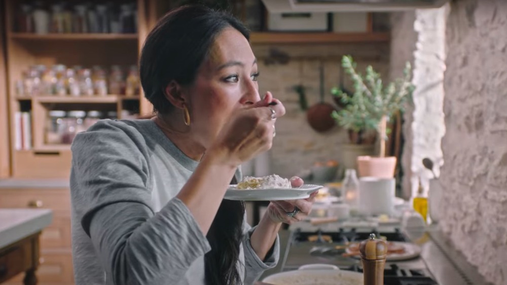 Joanna Gaines eating