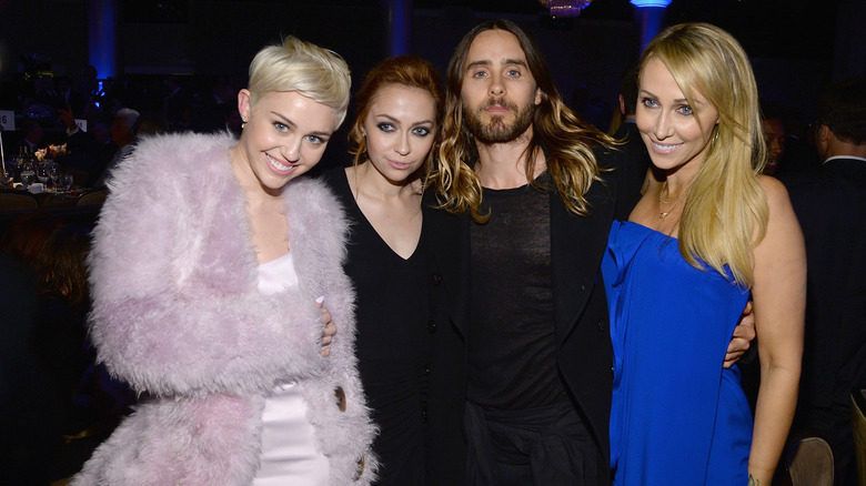 Miley Cyrus, Brandi, and Tish Cyrus with Jared Leto in 2014