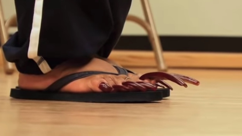 "My Strange Addiction" long toenails