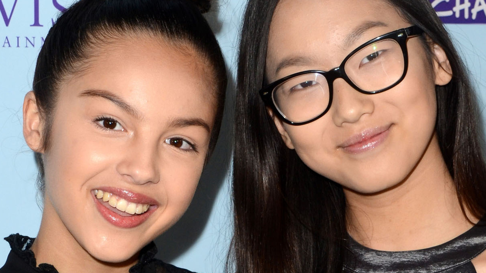 Who is Olivia Rodrigo's friend, Iris Apatow?