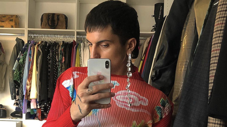 Mitch Grassi taking a selfie