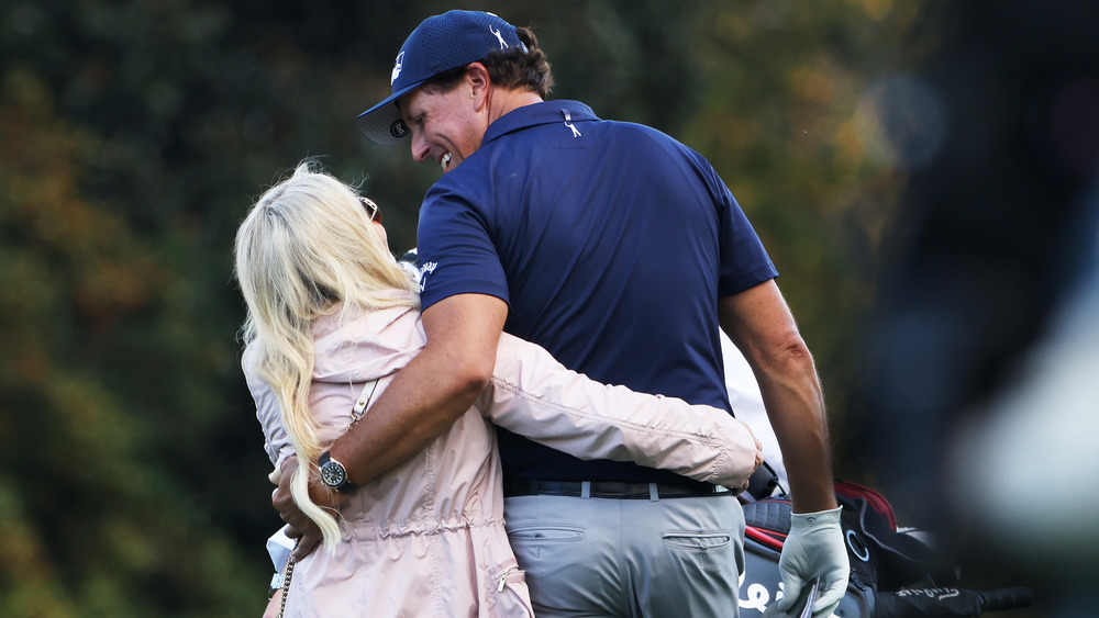 Phil Mickelson and Amy Mickelson 