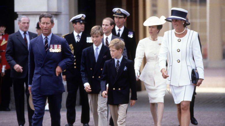royal family walking