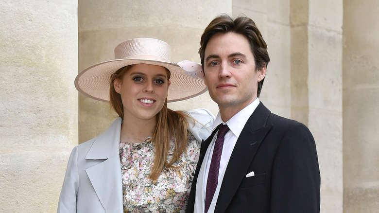 Princess Beatrice and Edoardo Mapelli Mozzi posing 