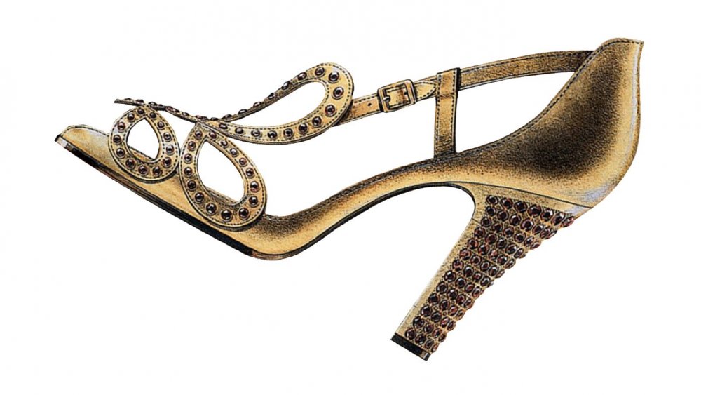 Roger Vivier Reimagines Queen Elizabeth's Coronation Shoes Unveils ...
