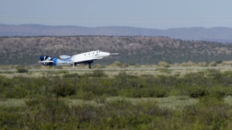 VSS Unity landing back on Earth