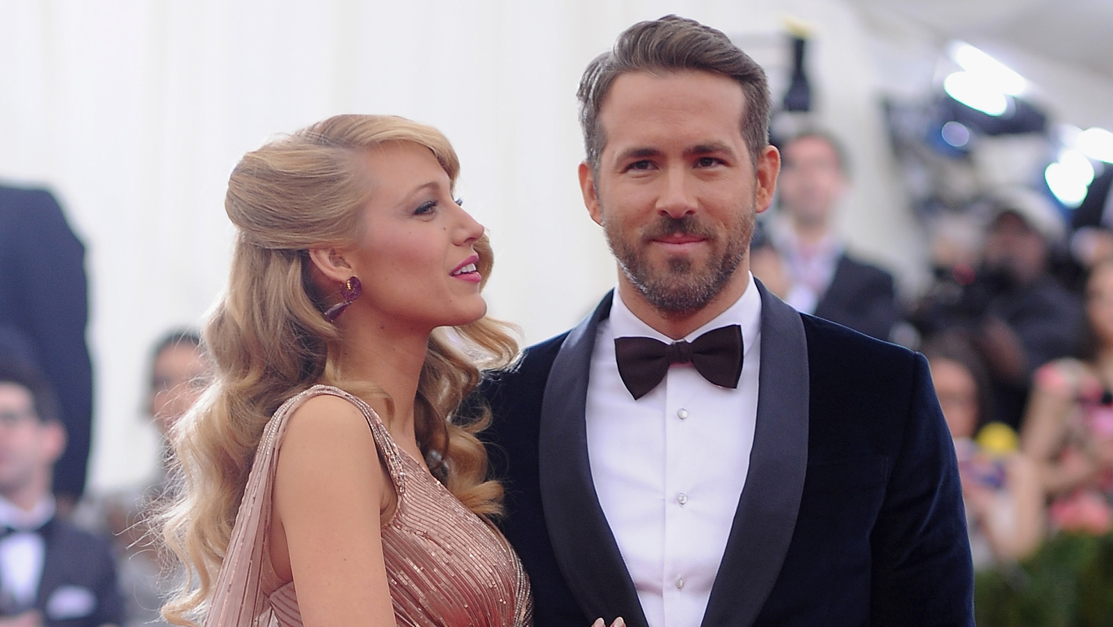 The Truth About Ryan Reynolds And Blake Livelys Insanely Glamorous Life 