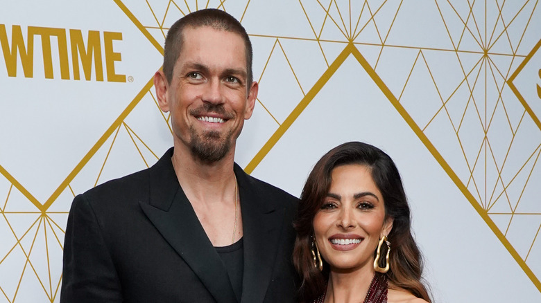 Steve Howey & Sarah Shahi