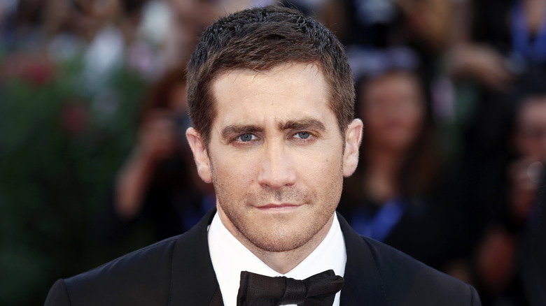 Jake Gyllenhaal wears a tuxedo