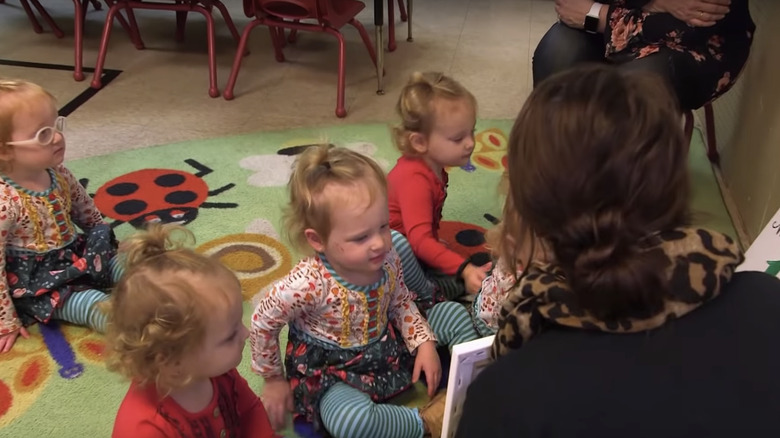 Quints on OutDaughtered at school