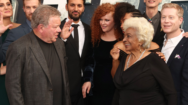 William Shatner and Nichelle Nichols reunite at the red carpet during the premiere of "Star Trek: Discovery"