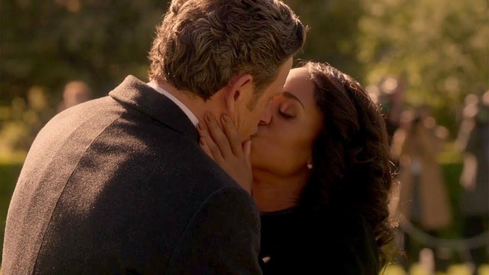 Olivia kissing Fitz on Scandal