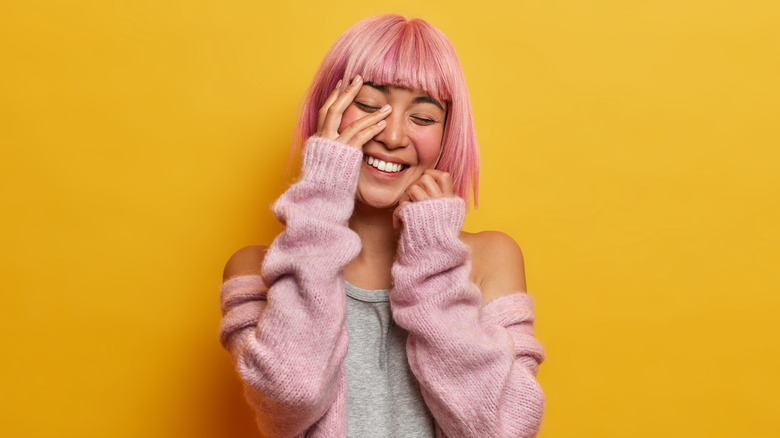 Woman with pink bob