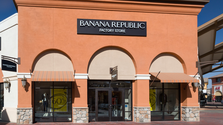 Banana Republic Factory Store