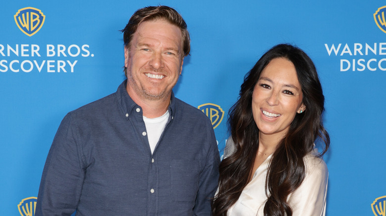 Chip Gaines and Joanna Gaines smiling