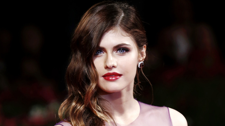 Alexandra Daddario posing on the red carpet