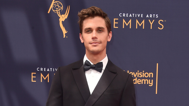 Antoni Porowski tuxedo