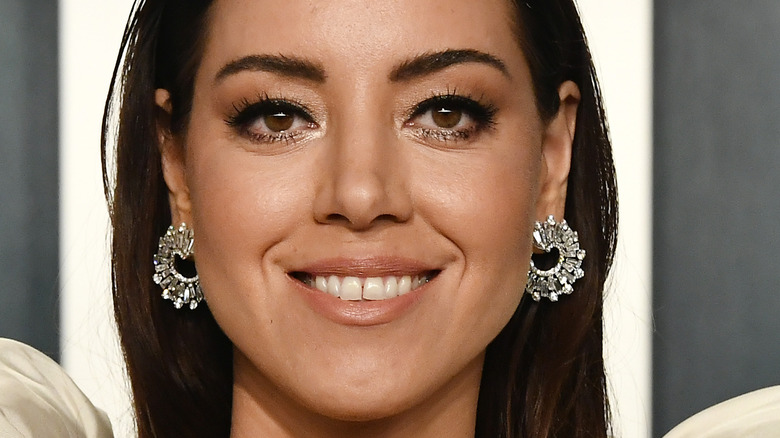 Some women don't age, and Aubrey Plaza is one of them. More at the link in  bio ✨