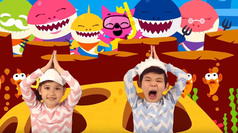 Kids dancing in Baby Shark 